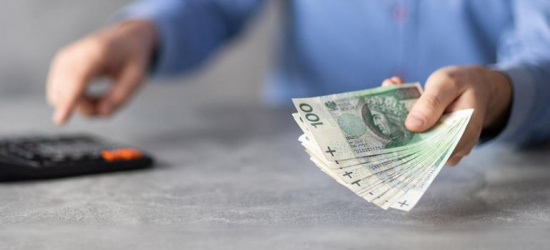 Pensja minimalna w 2023 r. wyższa niż zapowiadano. Rekordowy wzrost