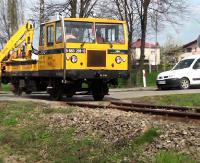 W wakacje większy ruch na torach. SOK-iści pouczają, a policja karze, gdy trzeba (FILM)