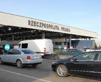 Rekord na granicy w liczbie odprawionych podróżnych