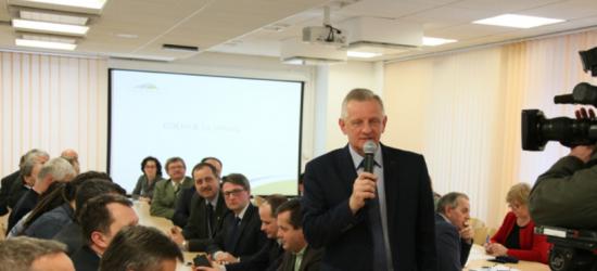 POSŁOWIE PiS APELUJĄ: Pora przywrócić szybkie i bezpieczne połączenia kolejowe do Warszawy i Krakowa (VIDEO HD)