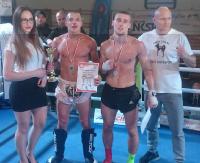KICKBOXING: Mamy mistrza Polski seniorów! Kamil Rościński najlepszy! (2 x FILM, ZDJĘCIE)