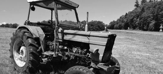 PODKARPACIE. Traktor przygniótł mężczyznę. 59-latek nie żyje