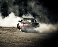 Szybkie samochody, niesamowite umiejętności kierowców, adrenalina. Drift Show Izdebki 2017