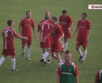 PIŁKA NOŻNA: Cosmos Nowotaniec vs Ekoball Stal Sanok. Kto lepszy w emocjonującym starciu? (SKRÓT MECZU)