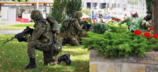 Terrorysta w Podkarpackim Urzędzie Marszałkowskim. Ćwiczenia służb (ZDJĘCIA)
