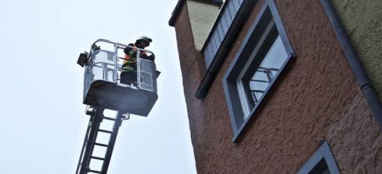 JASŁO: Usunęli filary nośne? Blok grozi zawaleniem. Ewakuowano mieszkańców