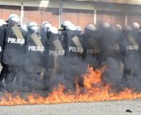 Z substancjami łatwopalnymi i środkami pirotechnicznymi nie mają codziennie do czynienia, ale… (ZDJĘCIA)