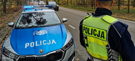 Wyrzucił śmieci, aby „ktoś mógł sobie je odsprzedać”
