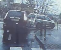 Chwila nieuwagi i stłuczka gotowa. Policjanci apelują o rozwagę na drodze! (FILM)