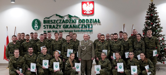 PODKARPACIE: Nowi kaprale w Straży Granicznej (ZDJĘCIA)