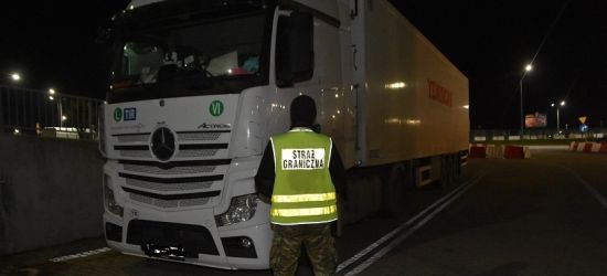 Podejrzana ciężarówka zatrzymana na granicy