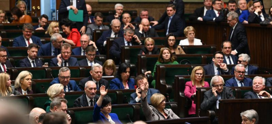 Wotum nieufności wobec ministra edukacji. Będzie gorąco! (NA ŻYWO)