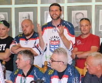 HOKEJ: Kibice walczą o przyszłość STSu. „Jeśli poddamy się teraz, hokej nie odrodzi się przez wiele lat” (FILM, ZDJĘCIA)