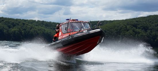 SOLINA. Zatonął rowerek wodny. Rodzina wpadła do wody (FOTO)