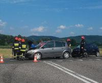 Toyota najechała na renault. Jedna osoba trafiła do sanockiego szpitala (ZDJĘCIA)