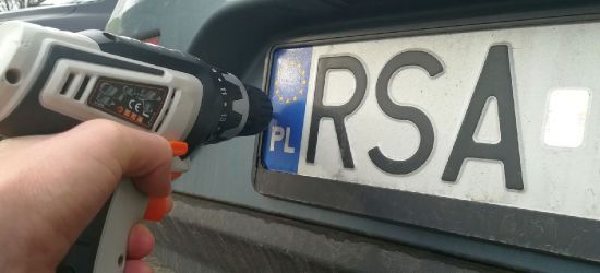 SANOK: Długi czas oczekiwania na rejestrację samochodu. Za miedzą załatwiają na bieżąco