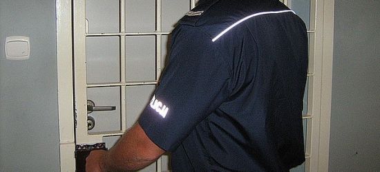 SANOK: Wszczął awanturę. Podał nieprawdziwe dane, bo był poszukiwany