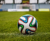 PIŁKA NOŻNA: Cosmos i Ekoball Stal na wyjeździe. LKS Pisarowce podejmuje Czarnych Jasło
