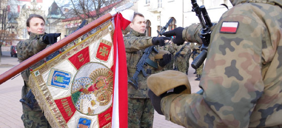 „Bądźcie odważni, uczciwi, lojalni”. Ostatnia tegoroczna przysięga terytorialsów (FOTO)