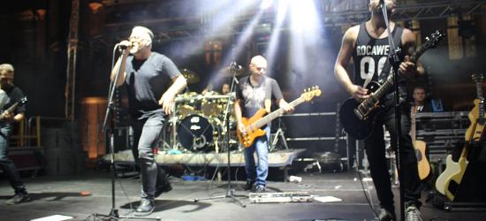 Koncert zespołu IRA w przeddzień Jarmarku Ikon. Sanocki Rynek dał czadu! (FILM, ZDJĘCIA)