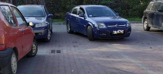 PARKOWANIE PO SANOCKU: Jak parkujemy każdy widzi, niestety (FOTO)