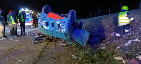 Wypadek. Żuk zderzył się z busem. 10 osób w szpitalu, w tym dwoje dzieci! (ZDJĘCIA)