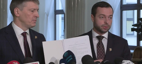 POSEŁ BARTOSZ ROMOWICZ składa projekt ustawy. Mieszkańcy chcą włodarza, nie namiestnika partii (VIDEO)