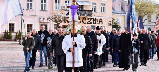 To już tradycja! Męski różaniec przeszedł ulicami Sanoka (ZDJĘCIA)