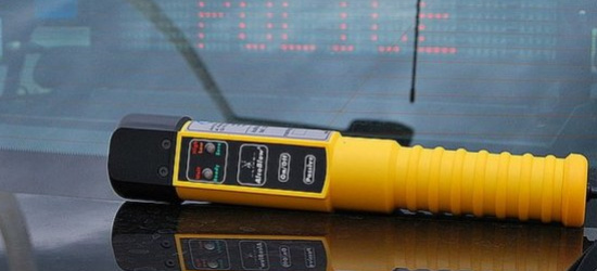 Będąc pod wpływem alkoholu uderzyła oplem w inny samochód