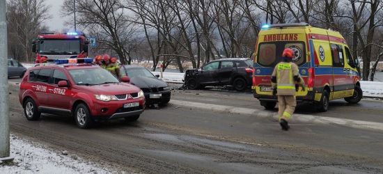 SANOK: Zderzenie osobówek na Królowej Bony! (FOTO)
