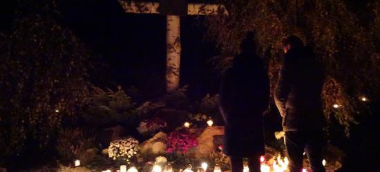 2 listopada – pamiętać o bliskich… (ZDJĘCIA)