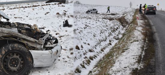 PODKARPACIE: Dachowanie toyoty. Ranny 43-latek wypadł z pojazdu (FOTO)