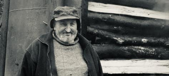 Nie żyje najstarszy wypalacz węgla w Bieszczadach (ZDJĘCIA)