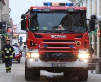 KRONIKA STRAŻACKA: Wychłodzony mężczyzna w „Potoku Płowieckim” i karetka uwięziona w śniegu
