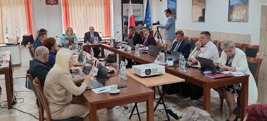 Sesja Absolutoryjna Rady Powiatu Leskiego (NA ŻYWO)