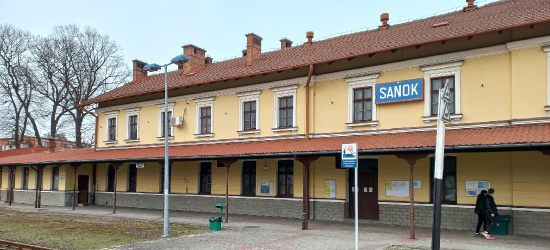 Dworzec kolejowy w Sanoku będzie remontowany? Znamy odpowiedź (ZDJĘCIA)