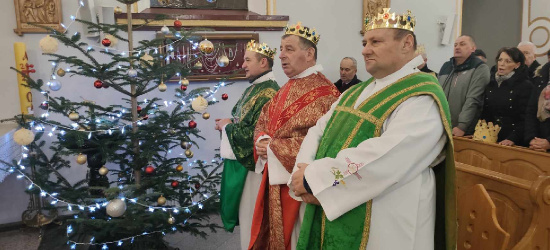 POLAŃCZYK: Orszak Trzech Króli. Barwny korowód, jasełka, kolędowanie (VIDEO, ZDJĘCIA)
