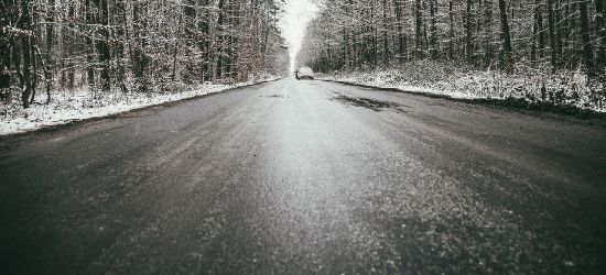 UWAGA KIEROWCY I PIESI: W nocy oblodzenie!