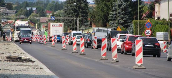 Gigantyczny korek na Dąbrówce (ZDJĘCIA)