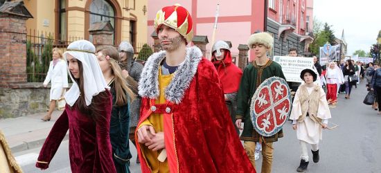 SANOK: Młodzieżowa Parada Niepodległości. W czwartek na rynku. SPRAWDŹ