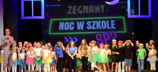 ,,Noc w szkole SP 2″, czyli nieoczywiste święto patrona szkoły (ZDJĘCIA)