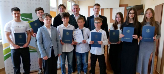 Młodzi sportowcy z Gminy Sanok nagrodzeni za swoje osiągnięcia [ZDJĘCIA]