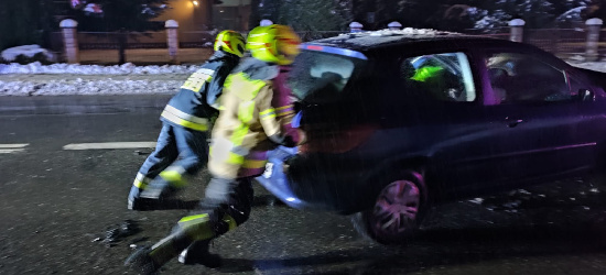 Brzozow112: Dwie kolizje w jednym czasie. Na drogach ślisko (ZDJĘCIA)