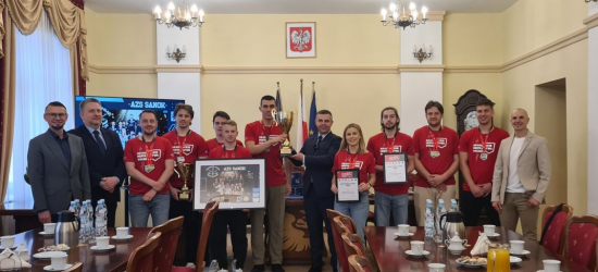 Uroczyste podziękowania dla wicemistrzów Polski. Spotkanie KU AZS UP Sanok z władzami uczelni (VIDEO, ZDJĘCIA)