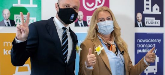 WYBORY W RZESZOWIE. Elżbieta Łukacijewska poparła Konrada Fijołka (ZDJĘCIA)