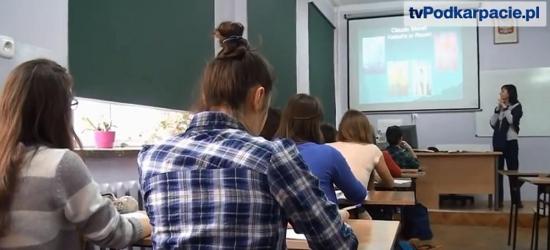 SANOK: Zobacz jak wypadają pierwsze nabory do szkół średnich