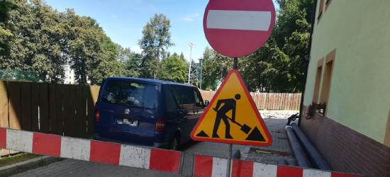 UWAGA! Przedłużona zmiana organizacji ruchu na Łaziennej