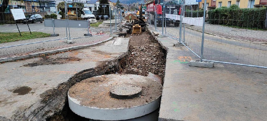 SANOK: Remont ulicy Mickiewicza. „Skomplikowana inwestycja” (ZDJĘCIA)