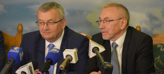 MINISTER ADAMCZYK: Inwestycje w Sanoku to efekt świetnej współpracy miasta z rządem PiS (FILM, ZDJĘCIA)