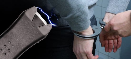 Śmierć na komendzie policji. Nie żyje 42-latek porażony paralizatorem